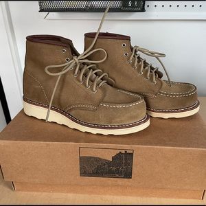 Factory Second Red Wing Classic Moc in Olive